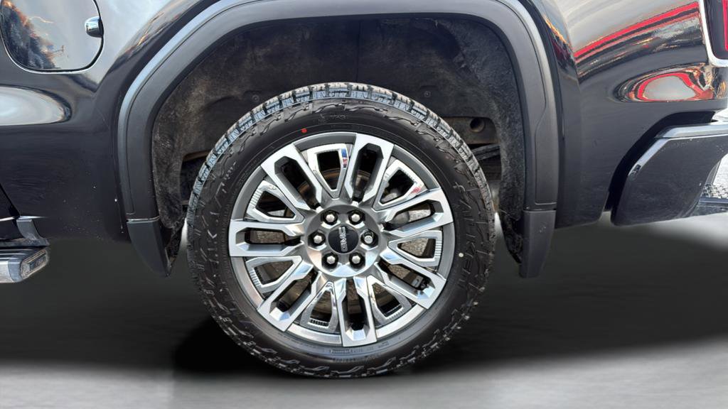 Used 2023 GMC Sierra 1500 Denali Ultimate AWD/4WD image 34