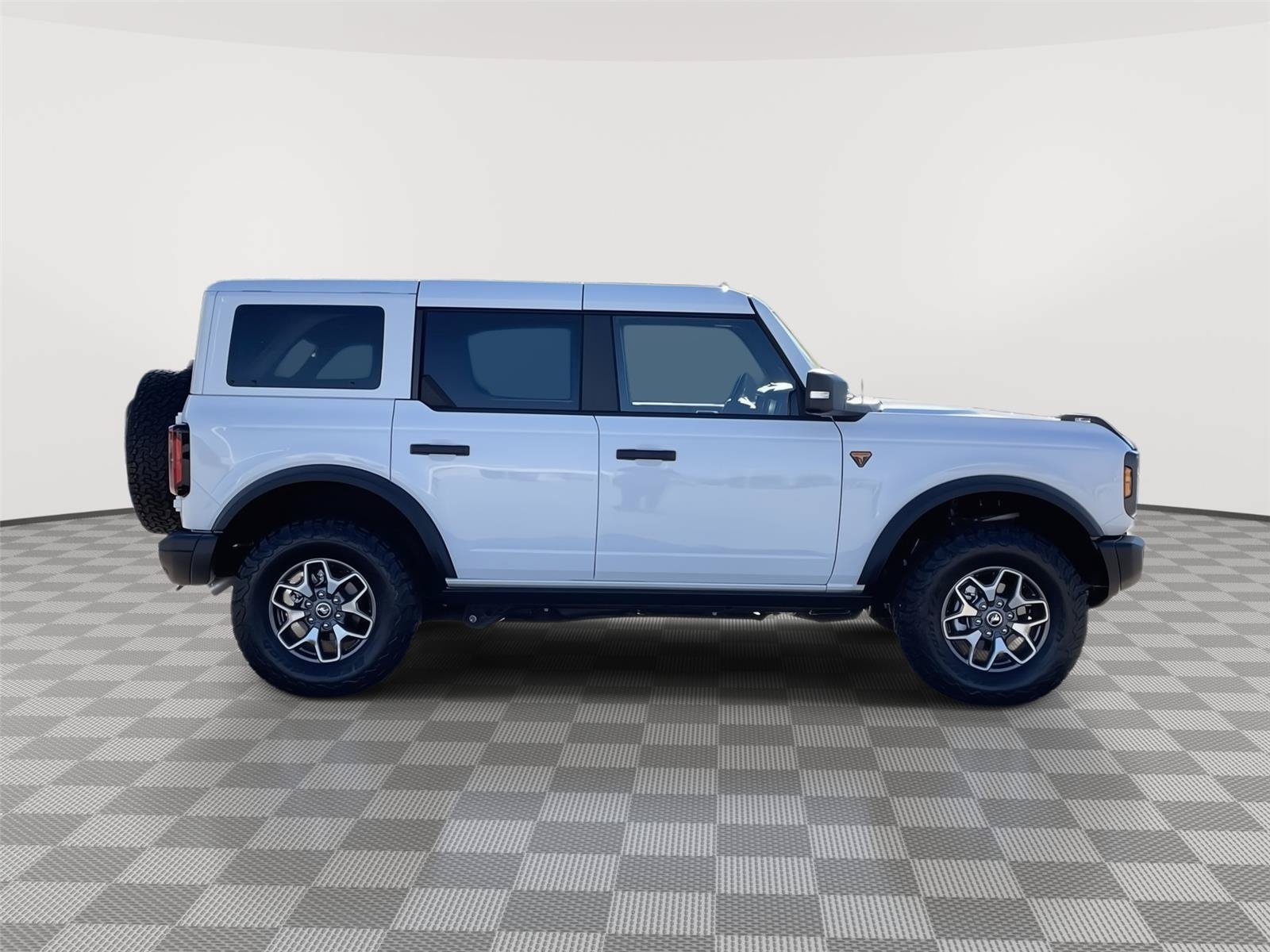 Certified 2025 Ford Bronco Badlands AWD/4WD image 6