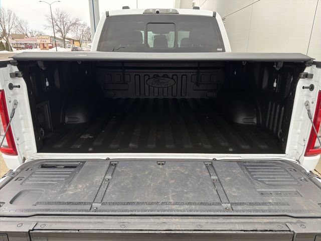 Certified 2022 Ford F150 Raptor w/ Equipment Group 801A High image 8