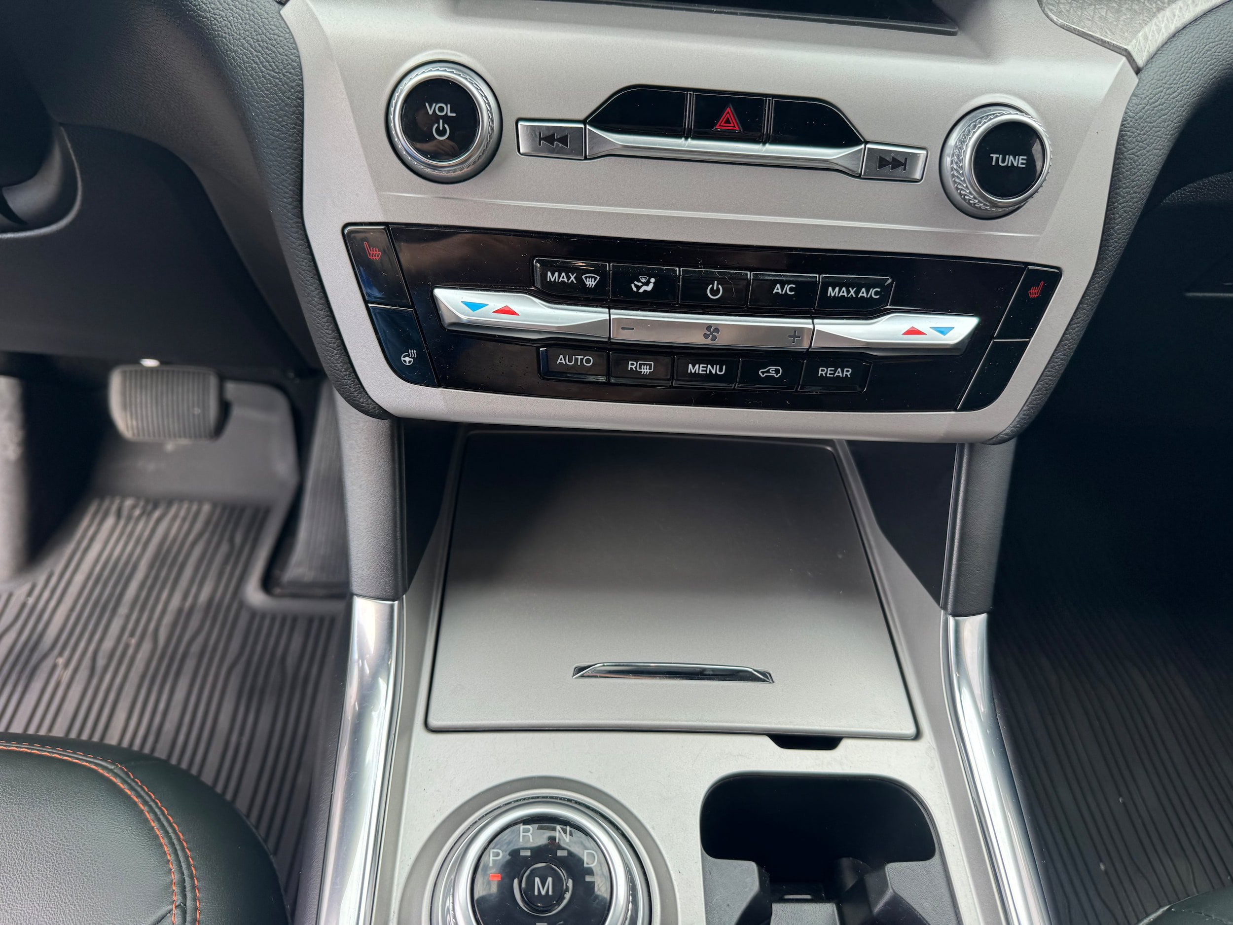 Certified 2023 Ford Explorer Timberline w/ Timberline Technology Package AWD/4WD image 14