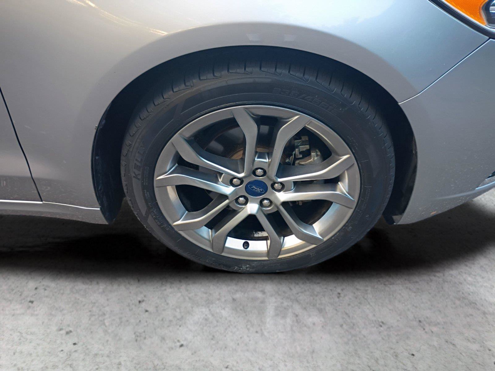 Certified 2020 Ford Fusion SEL FWD image 22