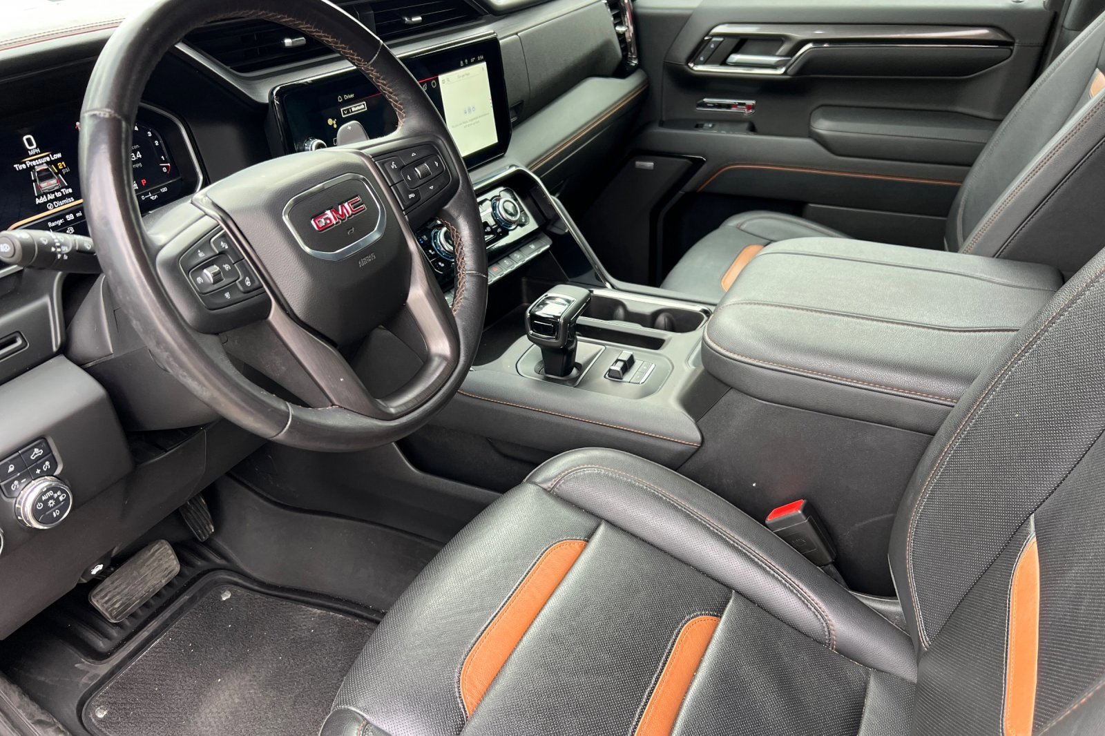 Used 2023 GMC Sierra 1500 AT4 image 11