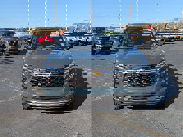 Used 2025 Chevrolet Trax LT w/ Driver Confidence Package image 10