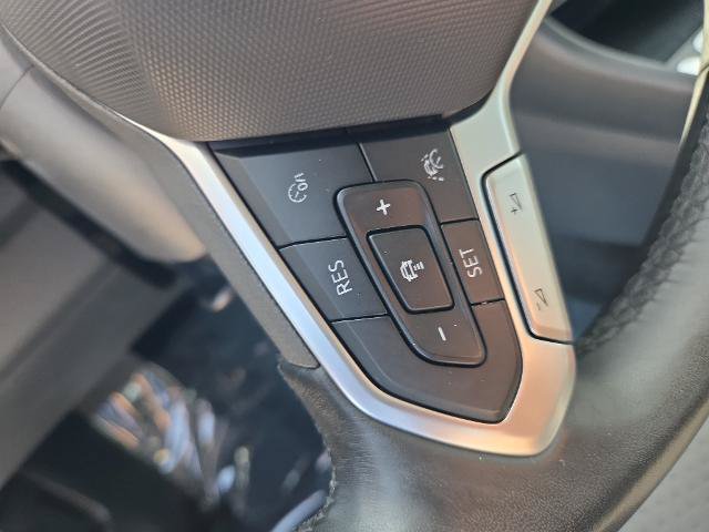 Used 2024 Volkswagen Jetta SE FWD image 27