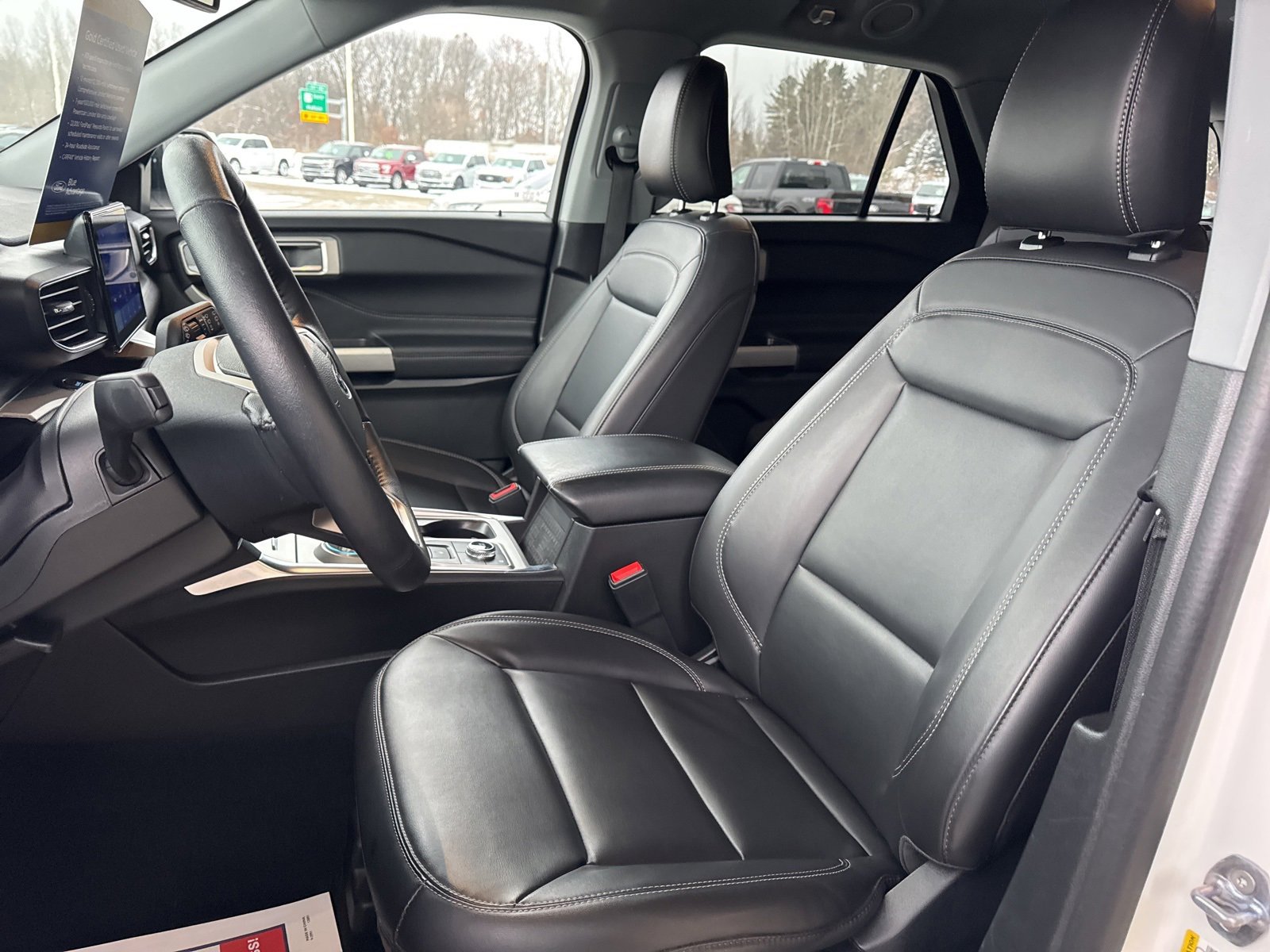 Certified 2023 Ford Explorer XLT w/ Equipment Group 202A image 24
