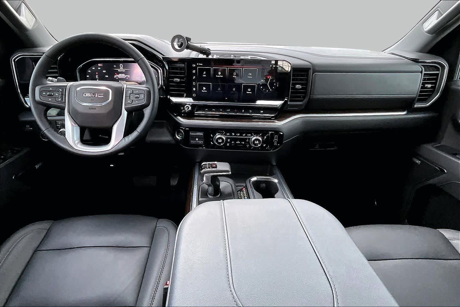 Used 2026 GMC Sierra 1500 Elevation AWD/4WD image 16