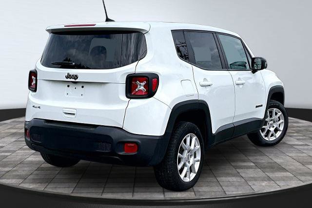 Used 2023 Jeep Renegade Latitude AWD/4WD image 13