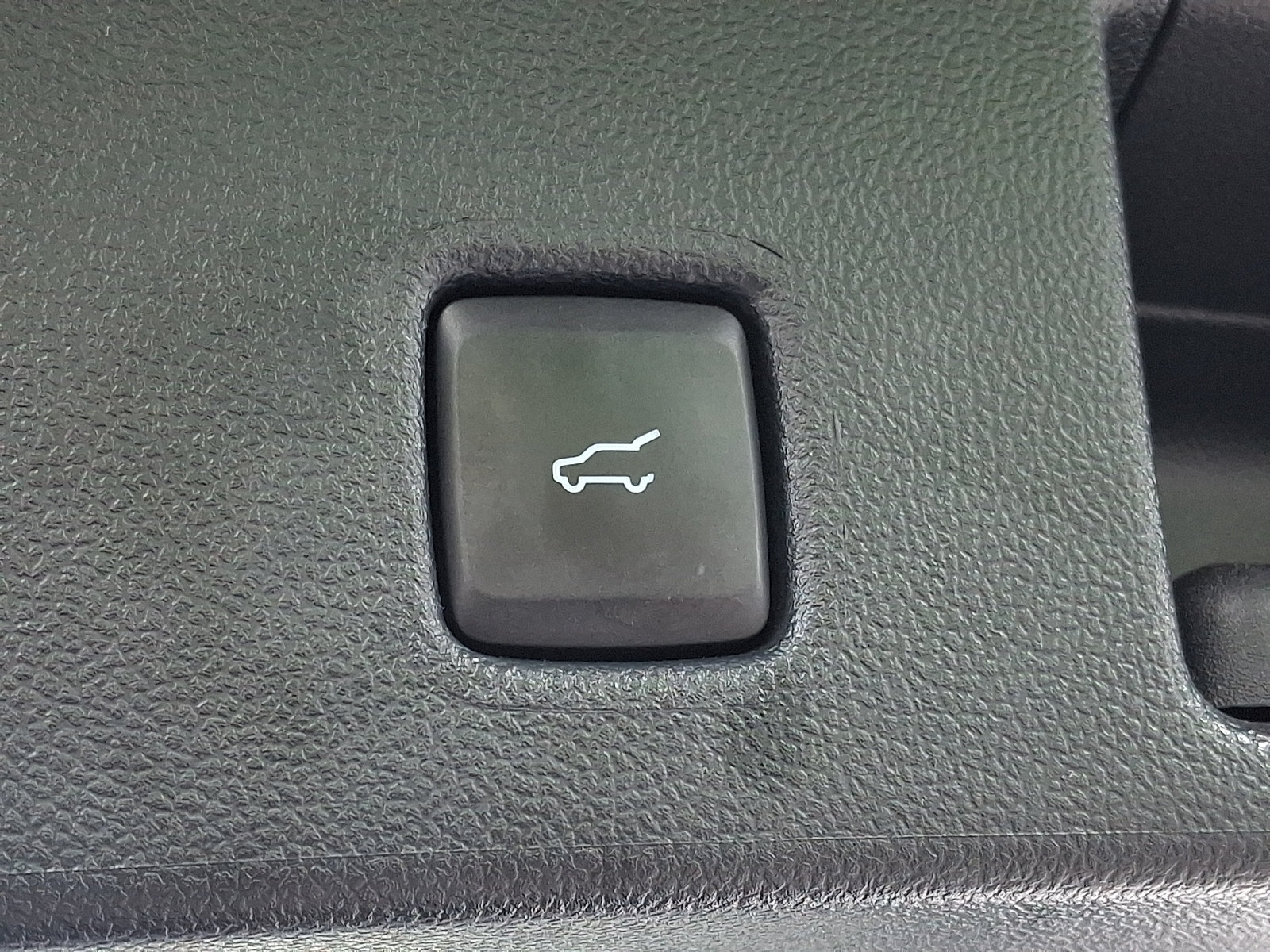 Certified 2023 Ford Escape Active AWD/4WD image 30