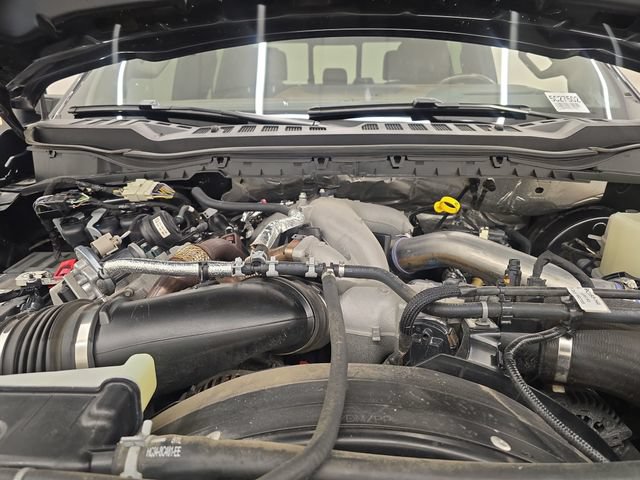 Certified 2025 Ford F250 King Ranch AWD/4WD image 44