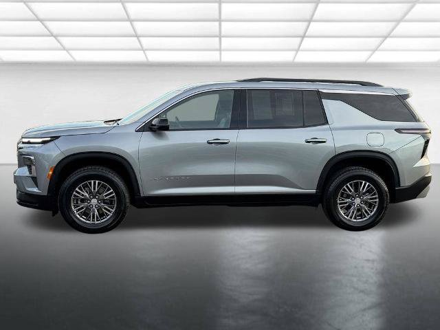 Used 2026 Chevrolet Traverse LT AWD/4WD image 8