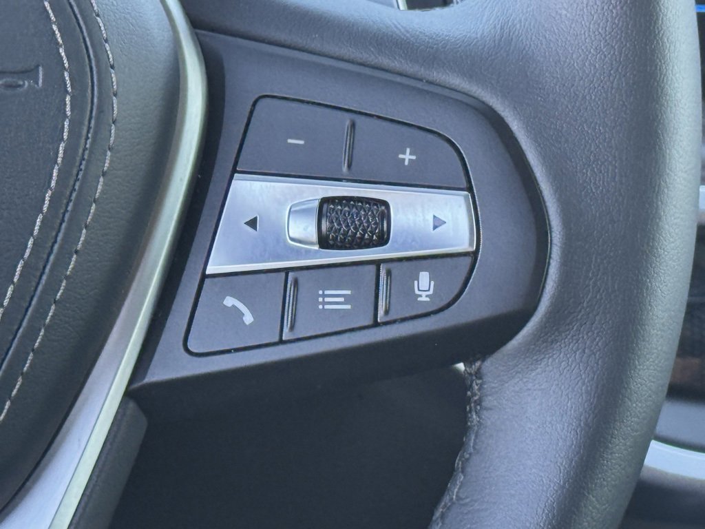 Used 2024 BMW X5 xDrive50e w/ Parking Assistance Package image 25