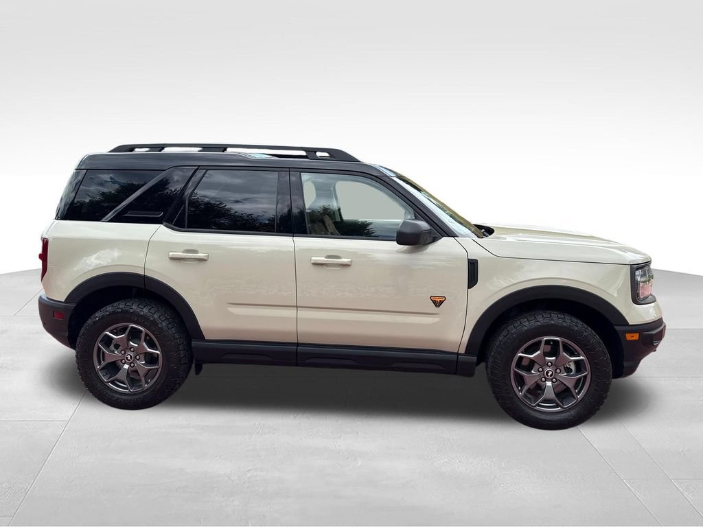 Certified 2024 Ford Bronco Sport Badlands w/ Premium Package AWD/4WD image 11
