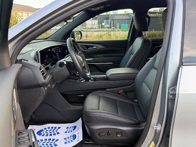 Used 2026 Chevrolet Traverse LT AWD/4WD image 14