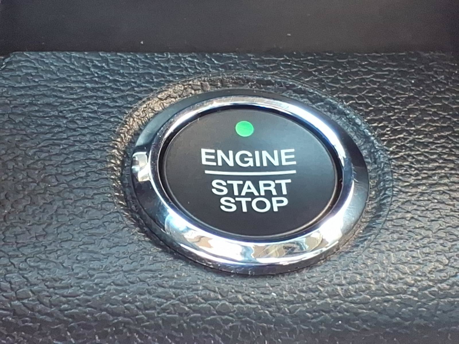 Certified 2021 Ford F350 4x4 Crew Cab Super Duty image 25