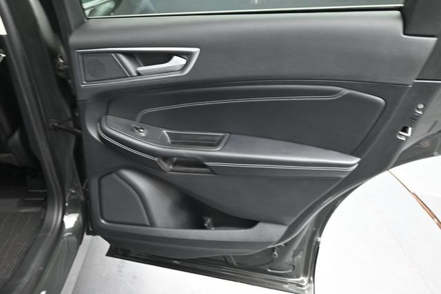 Certified 2024 Ford Edge Titanium AWD/4WD image 27