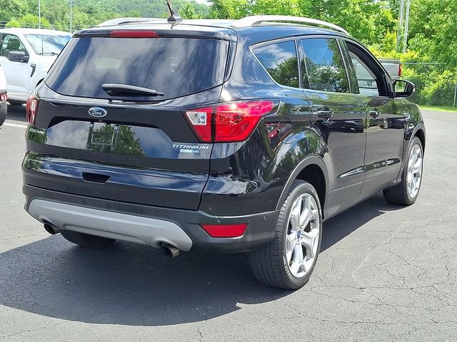 Certified 2019 Ford Escape Titanium AWD/4WD image 11