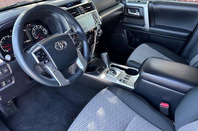 Used 2024 Toyota 4Runner SR5 RWD video 3