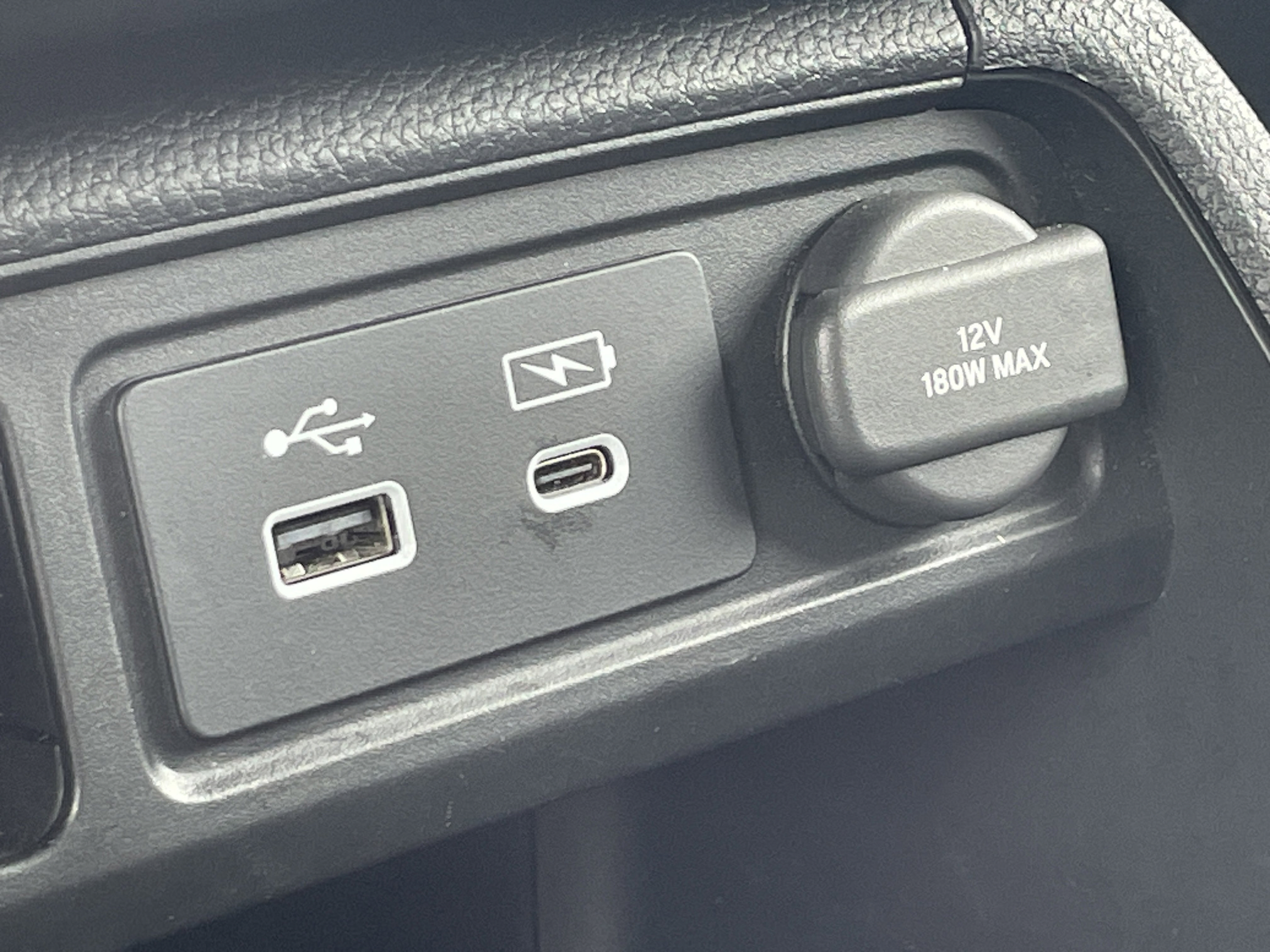 Used 2023 Honda Pilot Elite image 14