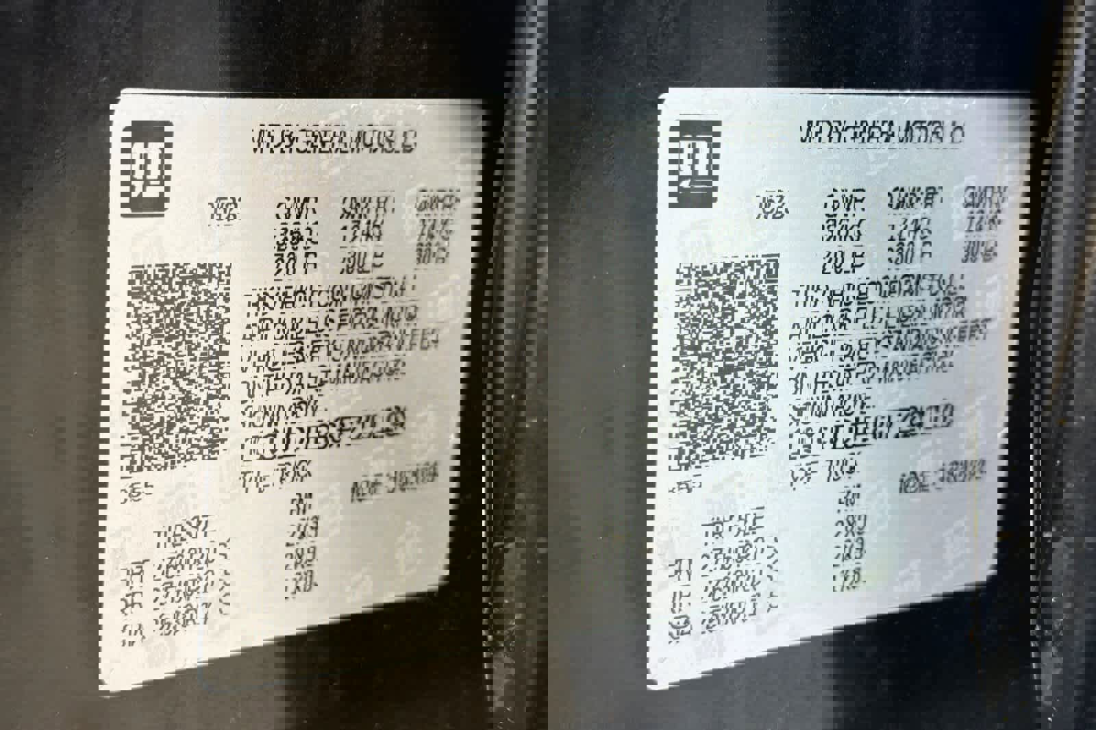 Used 2023 Chevrolet Silverado 1500 High Country w/ Technology Package image 2