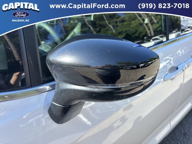Used 2025 Chrysler Pacifica Select FWD image 12