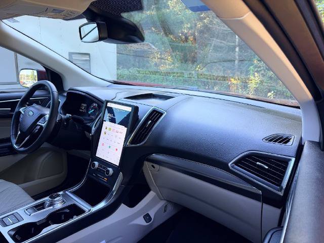 Certified 2023 Ford Edge Titanium w/ Class II Trailer Tow Package AWD/4WD image 18