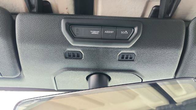 Used 2023 Jeep Gladiator Mojave w/ Trailer Tow Package image 17