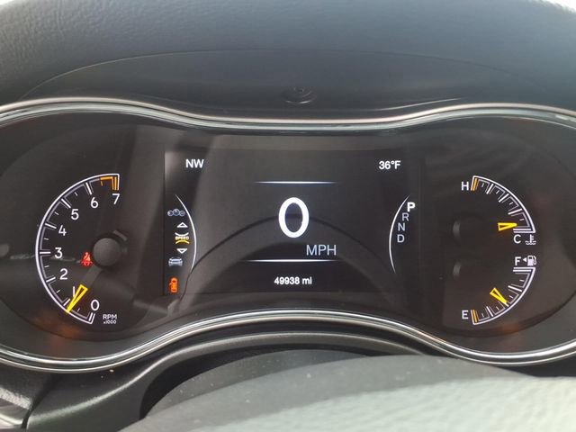 Used 2021 Jeep Grand Cherokee Limited image 16