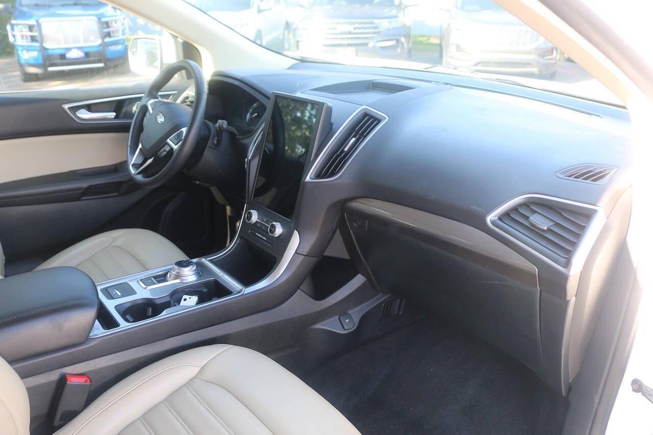 Certified 2024 Ford Edge SEL AWD/4WD image 22