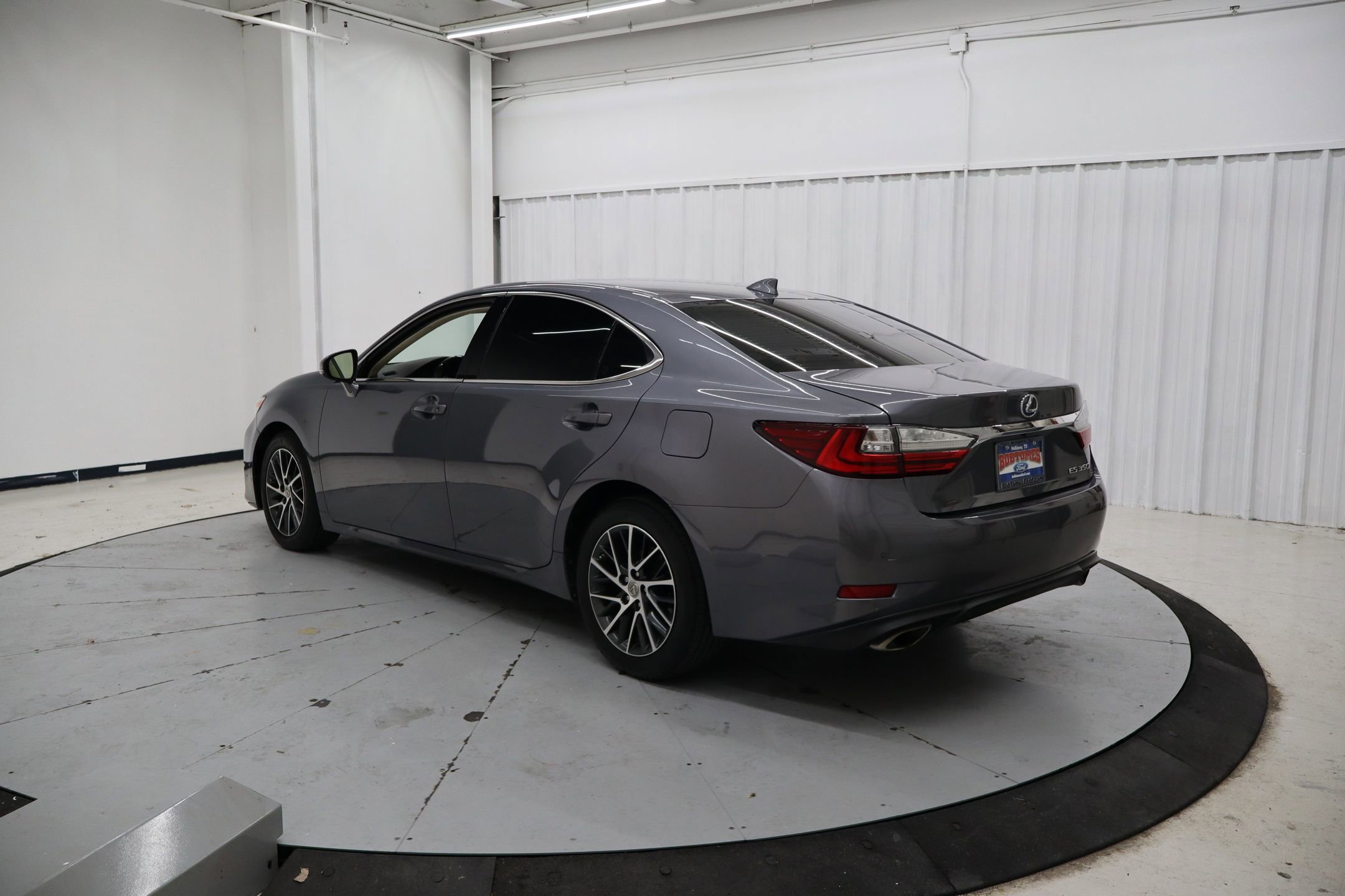 Used 2017 Lexus ES 350 w/ Luxury Package image 8