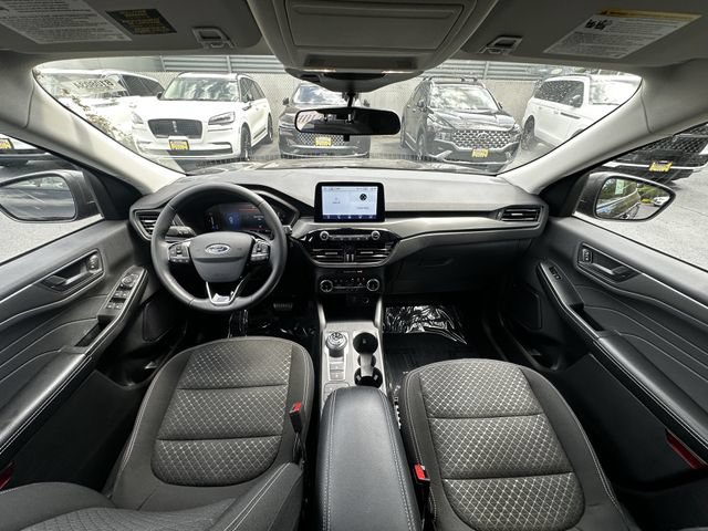 Certified 2023 Ford Escape Active AWD/4WD image 16