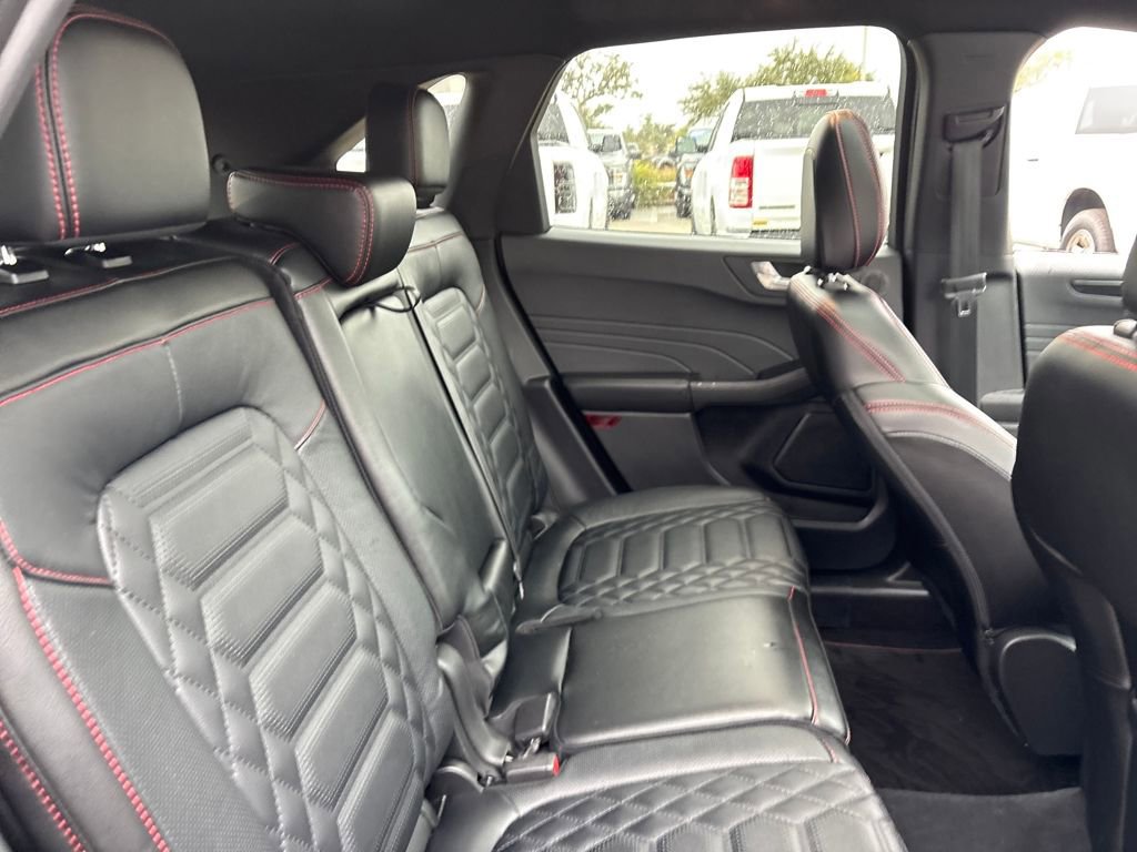 Certified 2023 Ford Escape ST-Line Elite w/ Premium Technology Package image 30