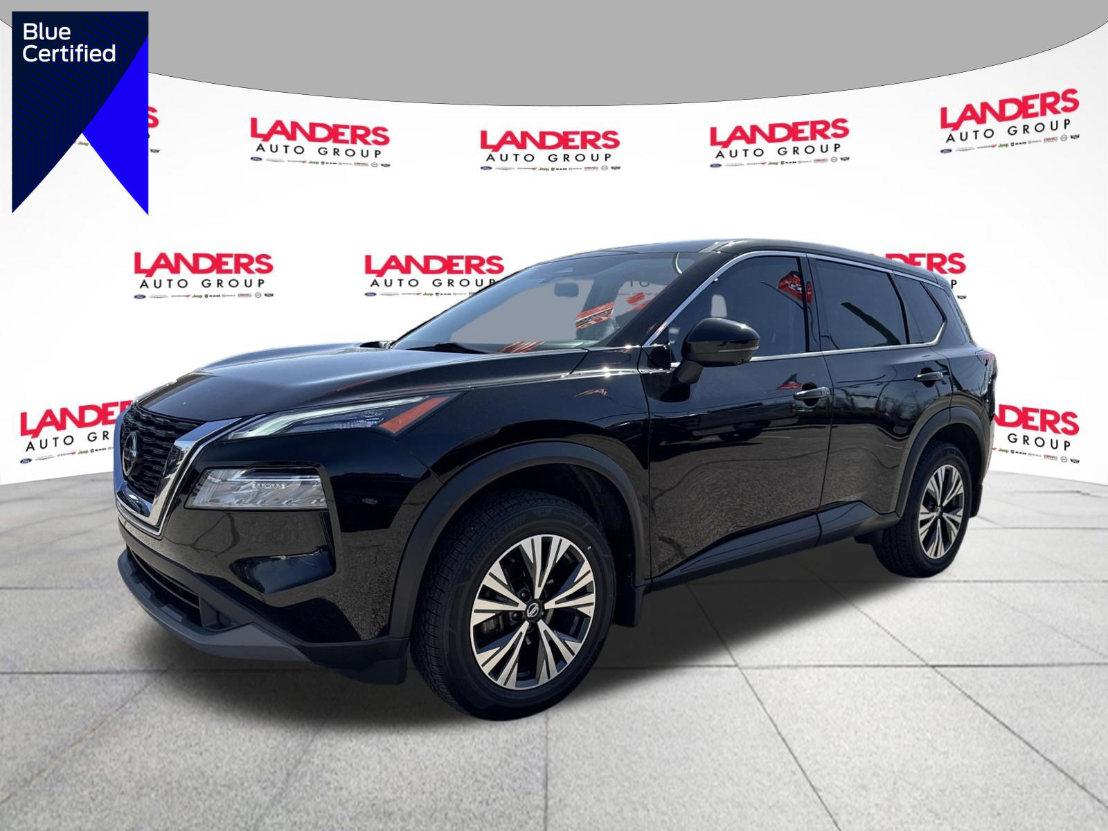 Used 2021 Nissan Rogue SV image 1