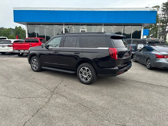 Certified 2025 Ford Expedition Active AWD/4WD image 22