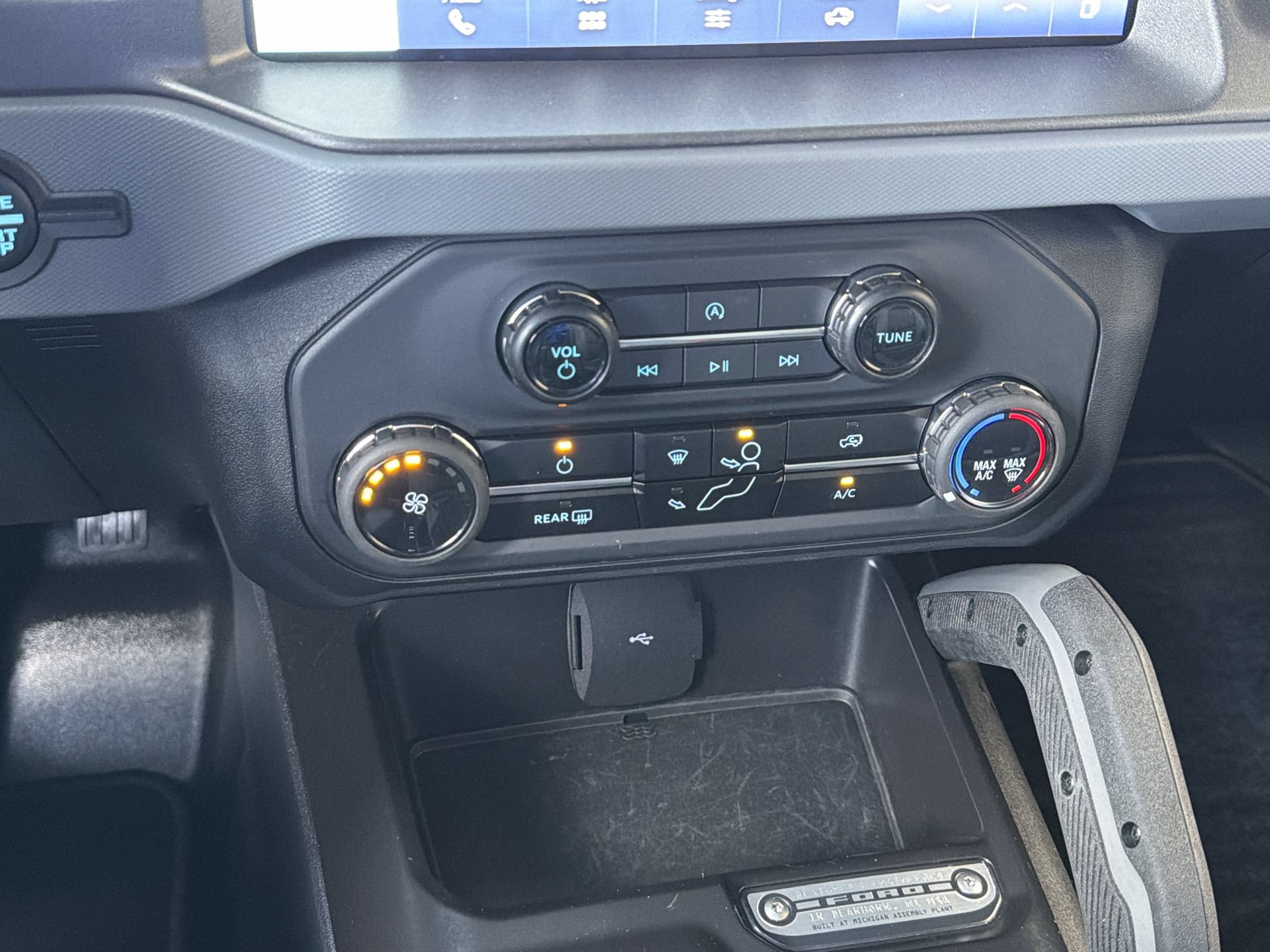 Certified 2024 Ford Bronco Big Bend AWD/4WD image 18