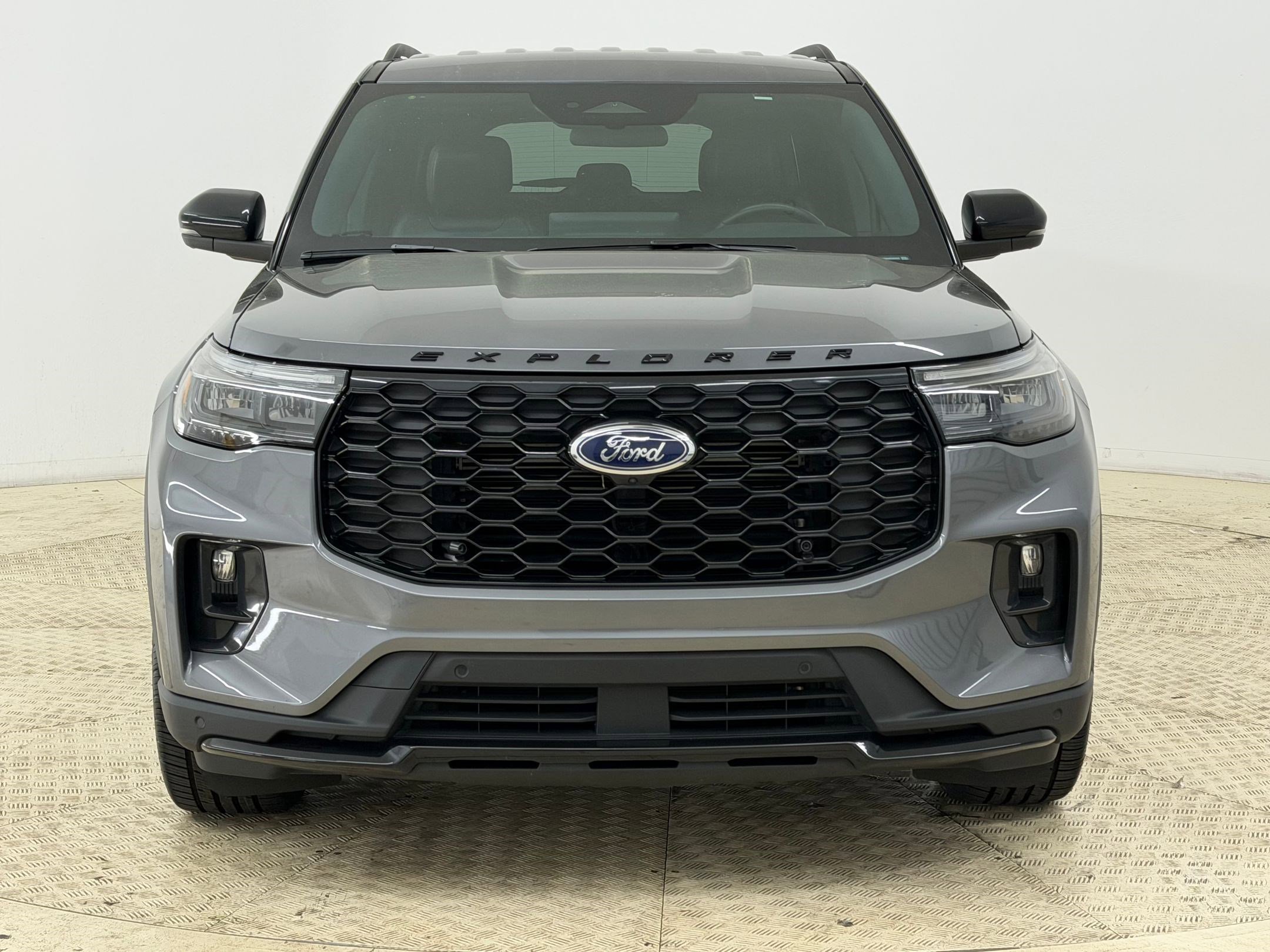Certified 2025 Ford Explorer ST-Line w/ ST-Line Street Pack image 6