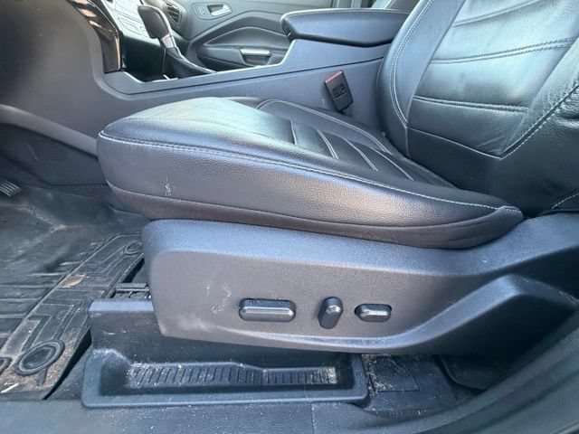 Certified 2017 Ford Escape Titanium AWD/4WD image 9
