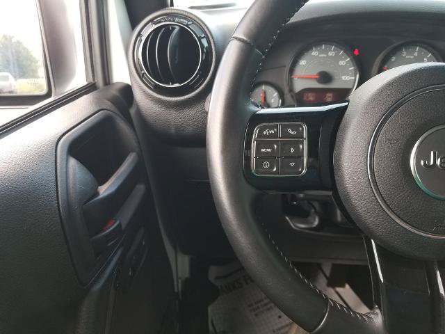 Used 2017 Jeep Wrangler Unlimited Sahara AWD/4WD image 24