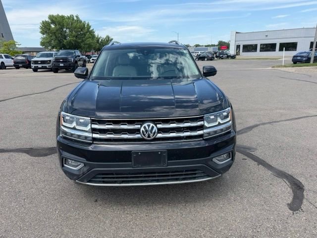 Used 2019 Volkswagen Atlas SEL Premium AWD/4WD image 2