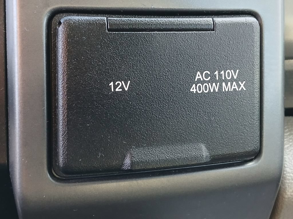 Certified 2017 Ford F250 XLT w/ XLT Premium Package AWD/4WD image 19