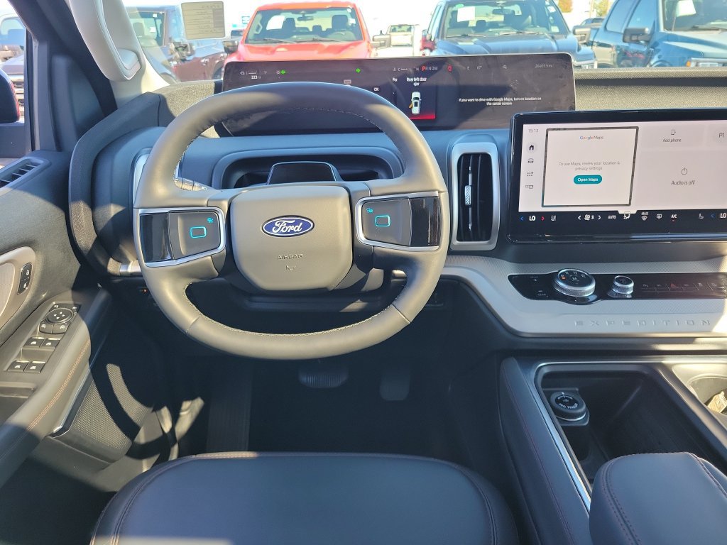 Certified 2025 Ford Expedition Active AWD/4WD image 13