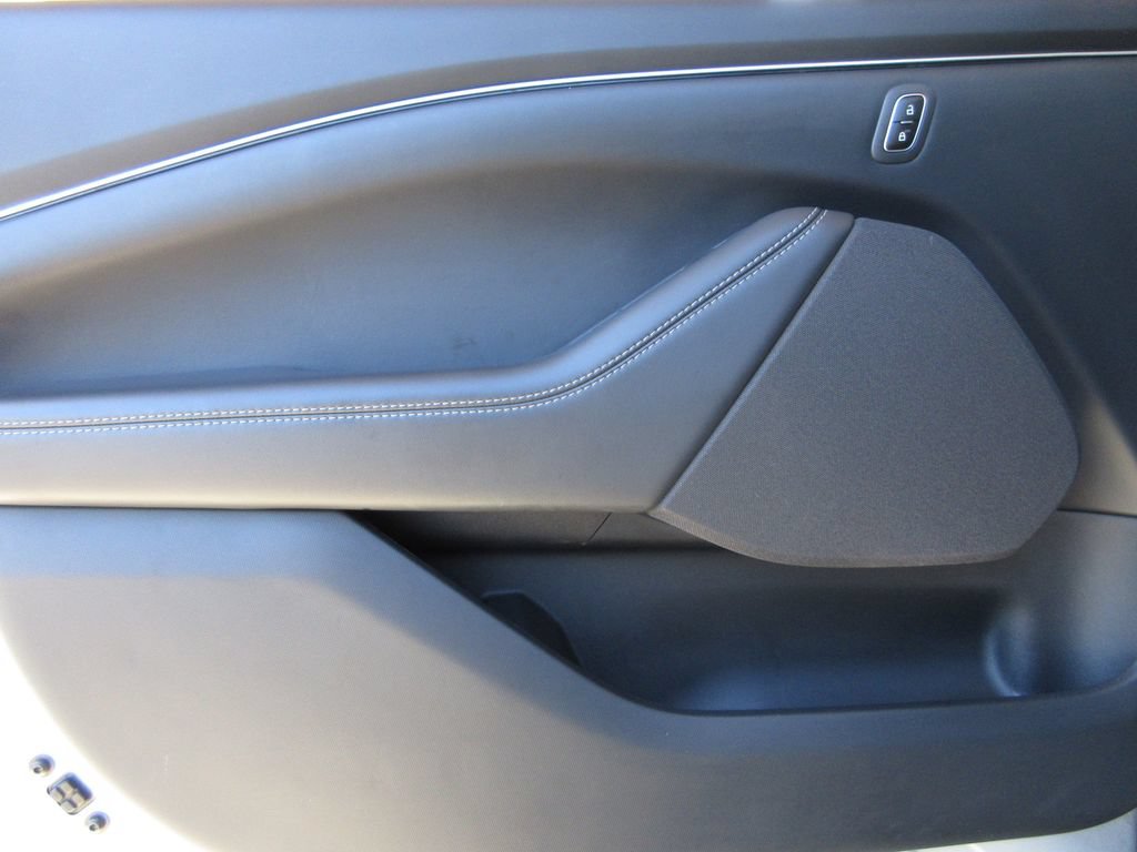 Certified 2023 Ford Mustang Mach-E Select RWD image 10