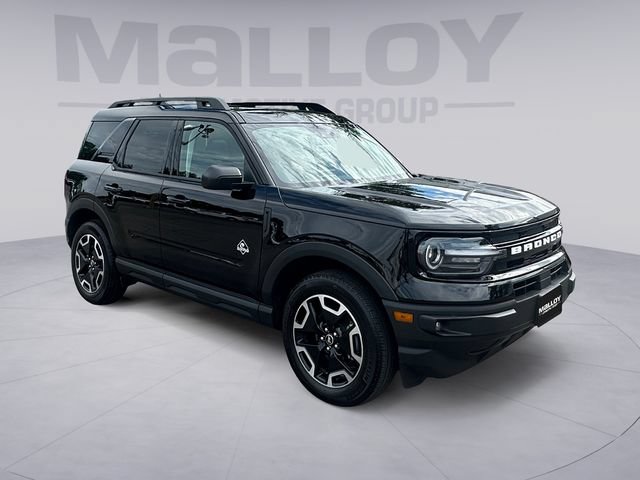 Certified 2023 Ford Bronco Sport Outer Banks w/ Tech Package AWD/4WD image 7