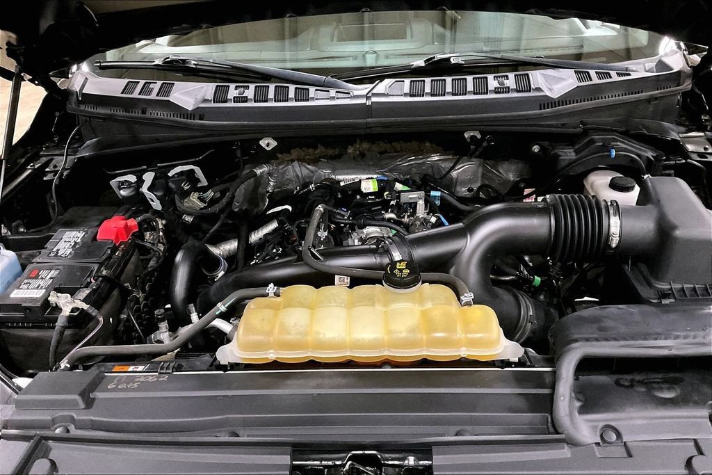 Certified 2019 Ford F150 XL w/ Equipment Group 101A Mid AWD/4WD image 10