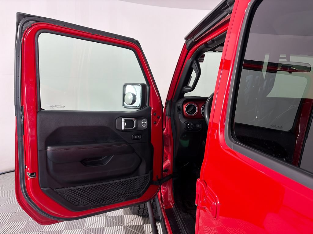 Used 2018 Jeep Wrangler Unlimited Rubicon w/ Cold Weather Group AWD/4WD image 10