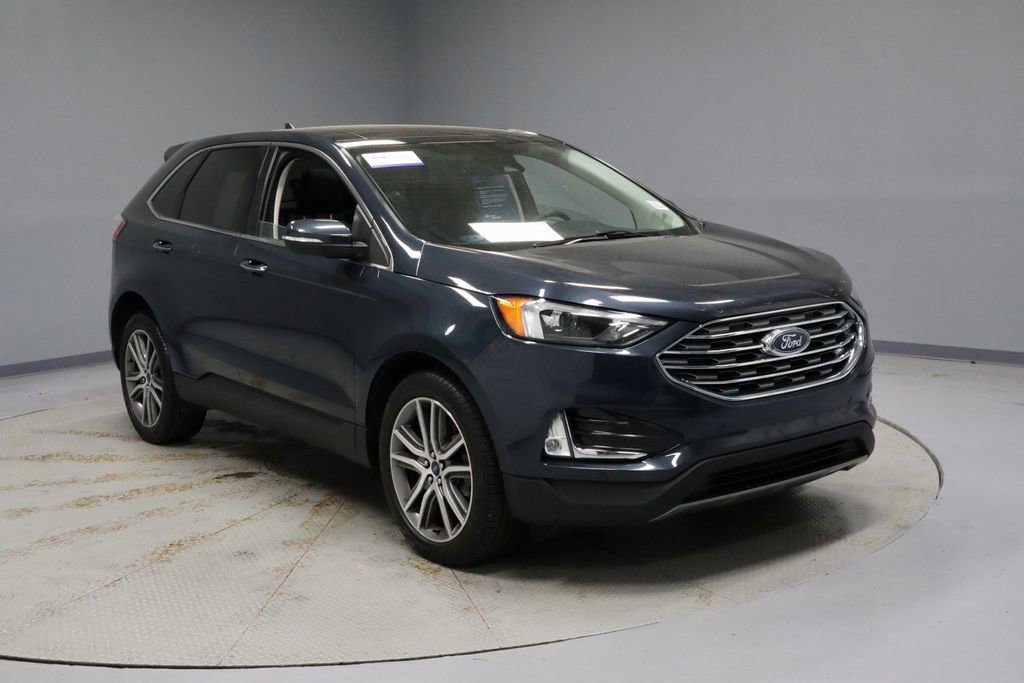 Certified 2022 Ford Edge Titanium w/ Class II Trailer Tow Package
