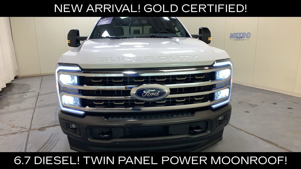 Certified 2025 Ford F250 King Ranch AWD/4WD image 8