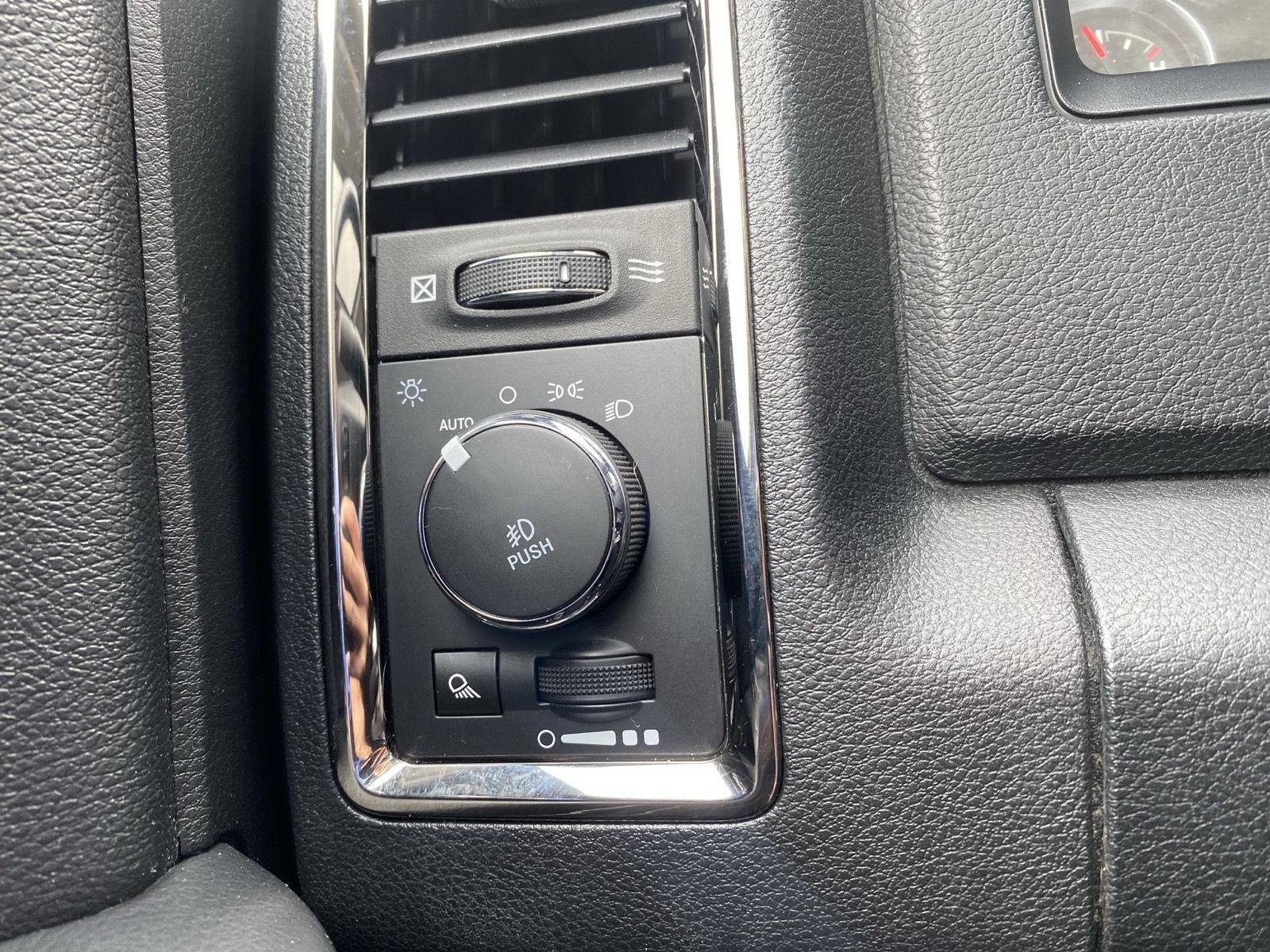 Used 2018 RAM 1500 Sport AWD/4WD image 36