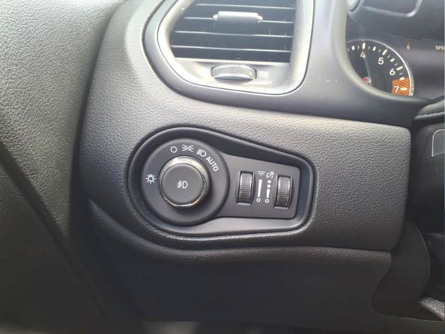 Used 2023 Jeep Renegade Limited AWD/4WD image 22