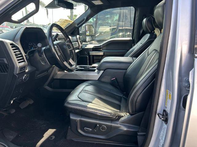 Certified 2019 Ford F450 Platinum w/ Platinum Ultimate Package AWD/4WD image 15