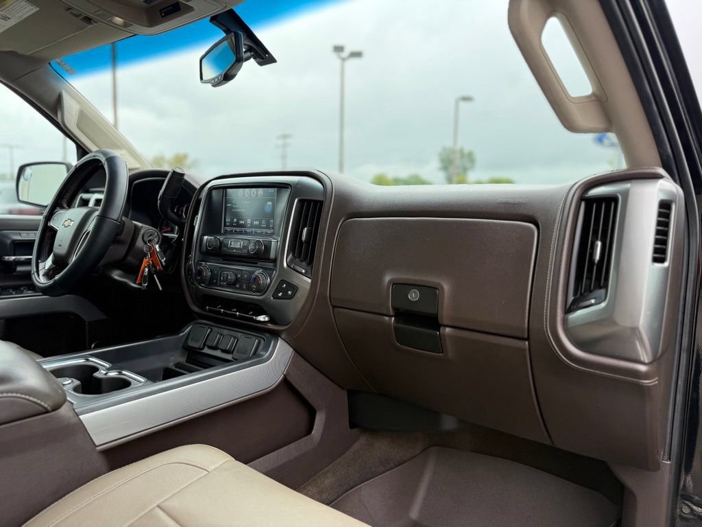 Used 2018 Chevrolet Silverado 1500 LTZ Z71 AWD/4WD image 13